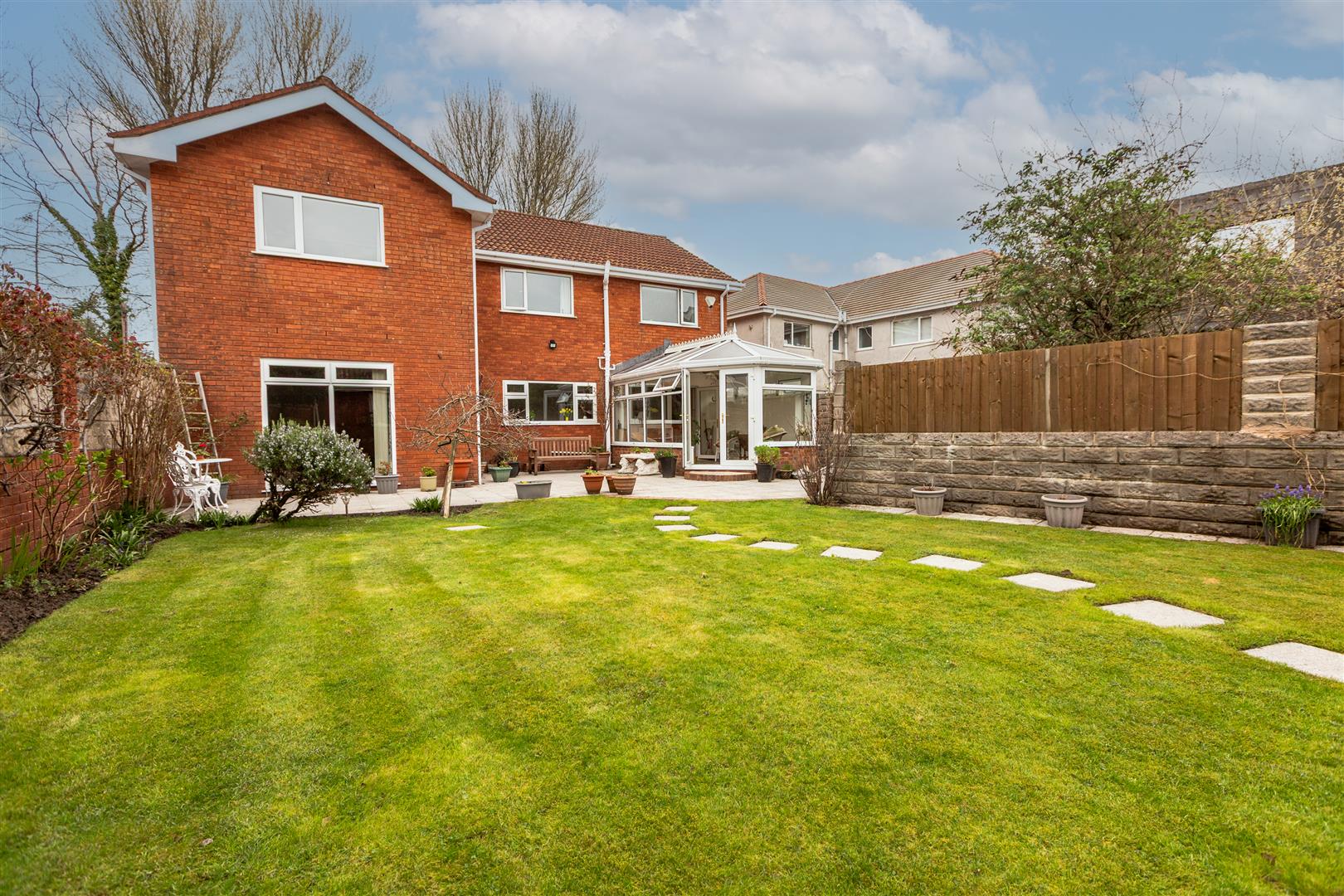 Ashleigh Road, Blackpill, Swansea, SA2 8EE